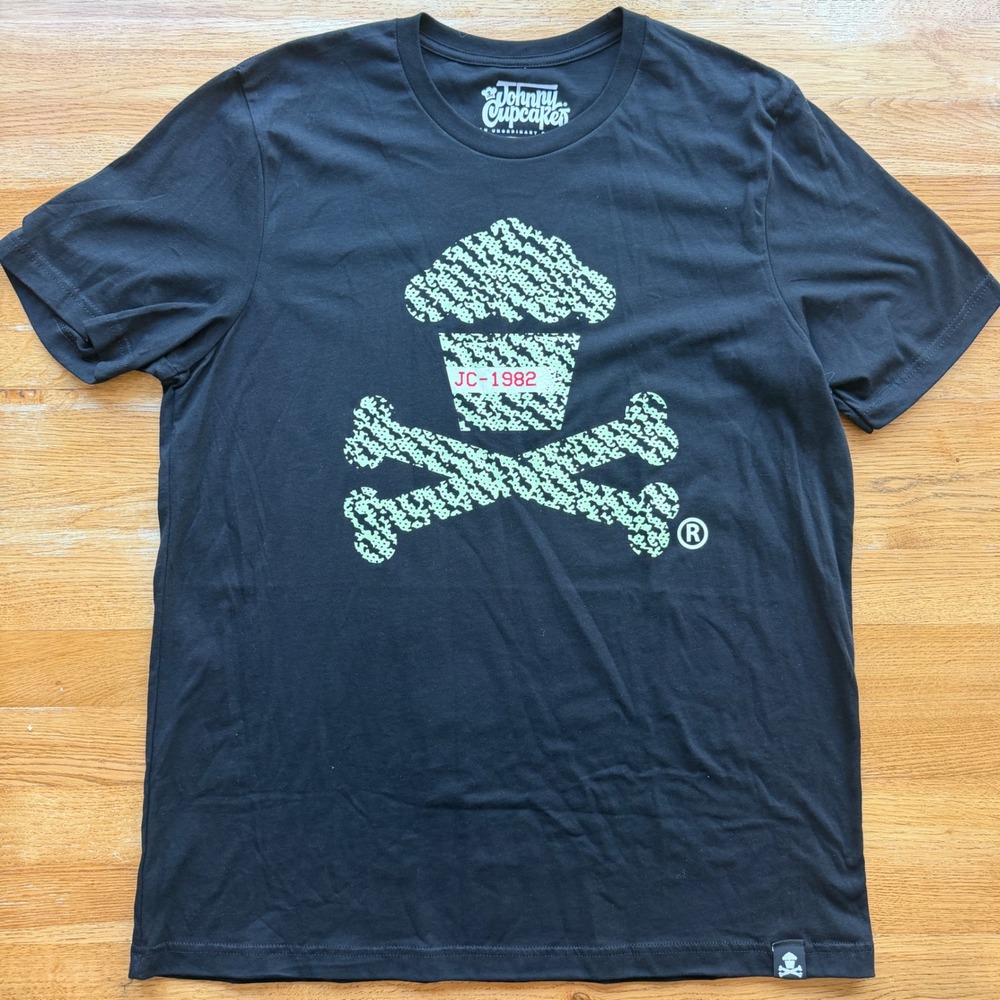 Johnny Cupcakes Mens XL Black Graphic T-Shirt Yeezy JC-1982 New Without Tags
